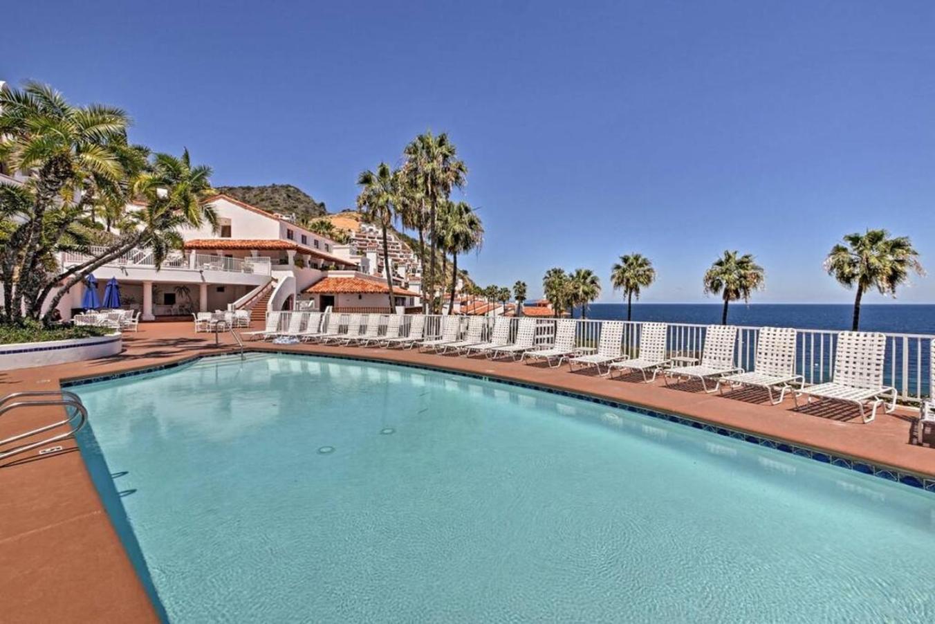Gorgeous Oceanfront Villa With Panoramic Views Avalon Exterior photo