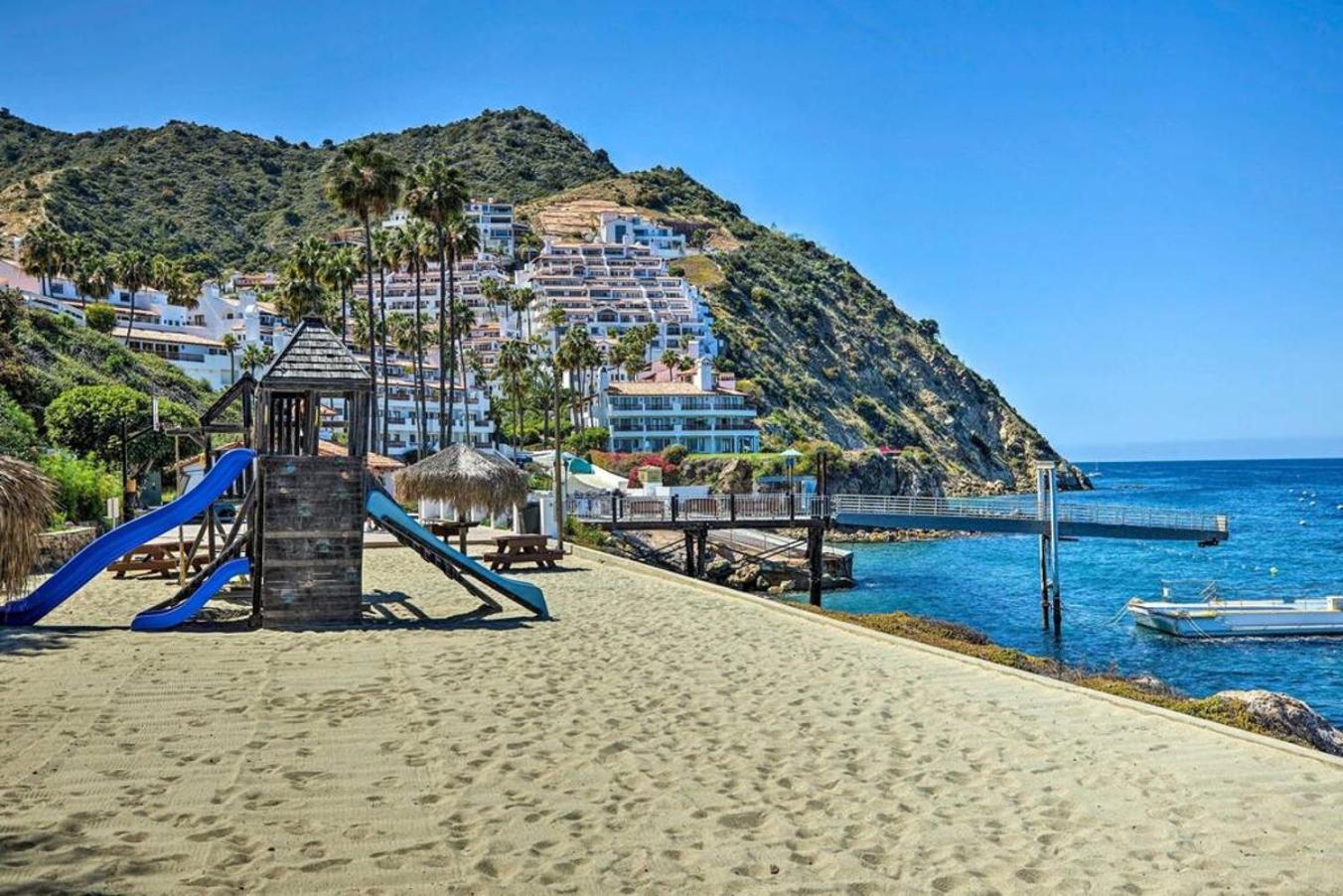 Gorgeous Oceanfront Villa With Panoramic Views Avalon Exterior photo